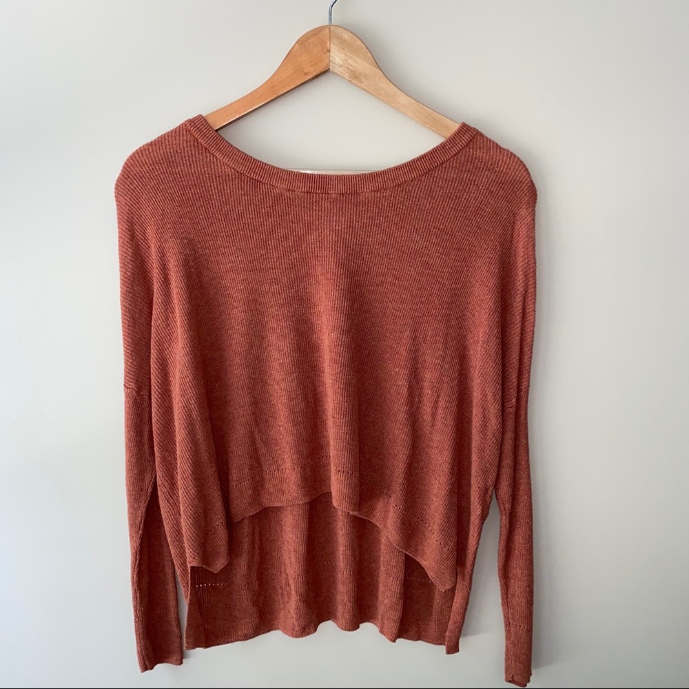 GARAGE rust-colored sweater